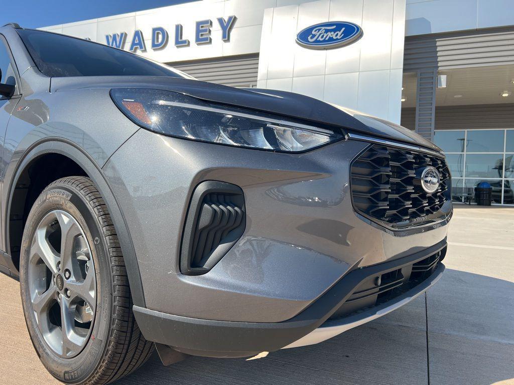 new 2026 Ford Escape car, priced at $33,675