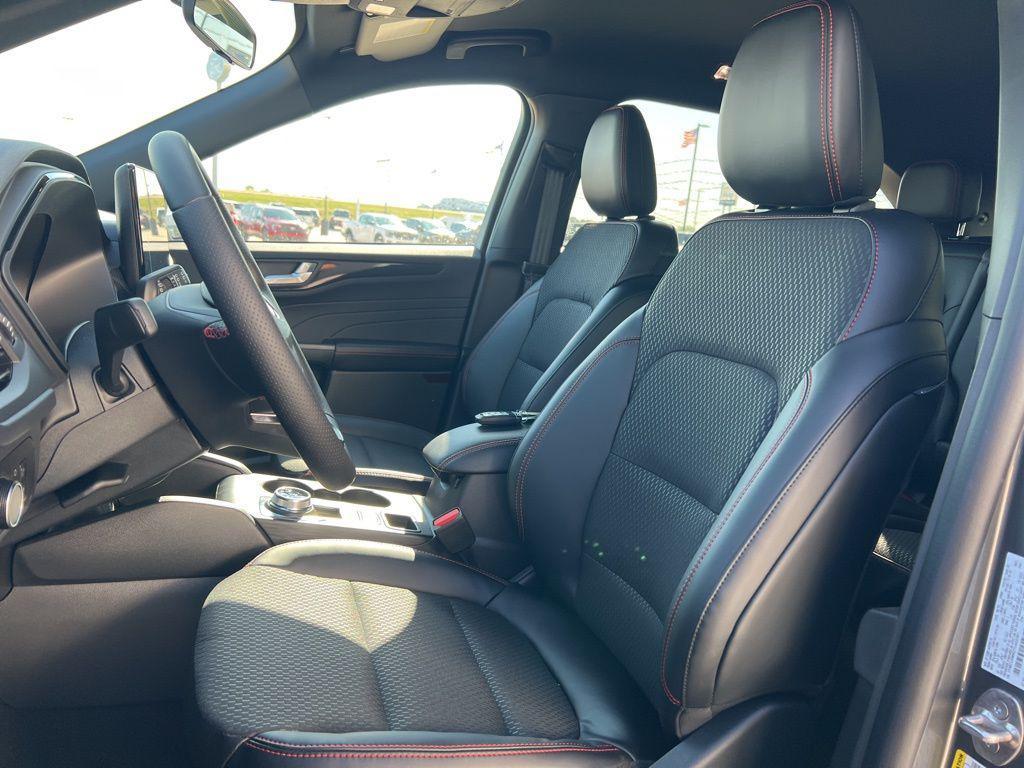 new 2026 Ford Escape car, priced at $33,675