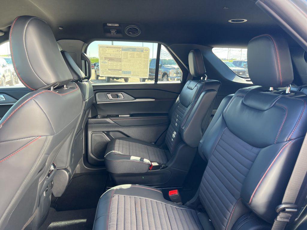 new 2025 Ford Explorer car, priced at $47,956