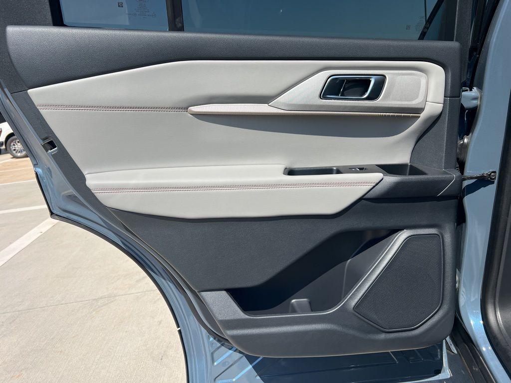 new 2025 Ford Explorer car, priced at $49,627
