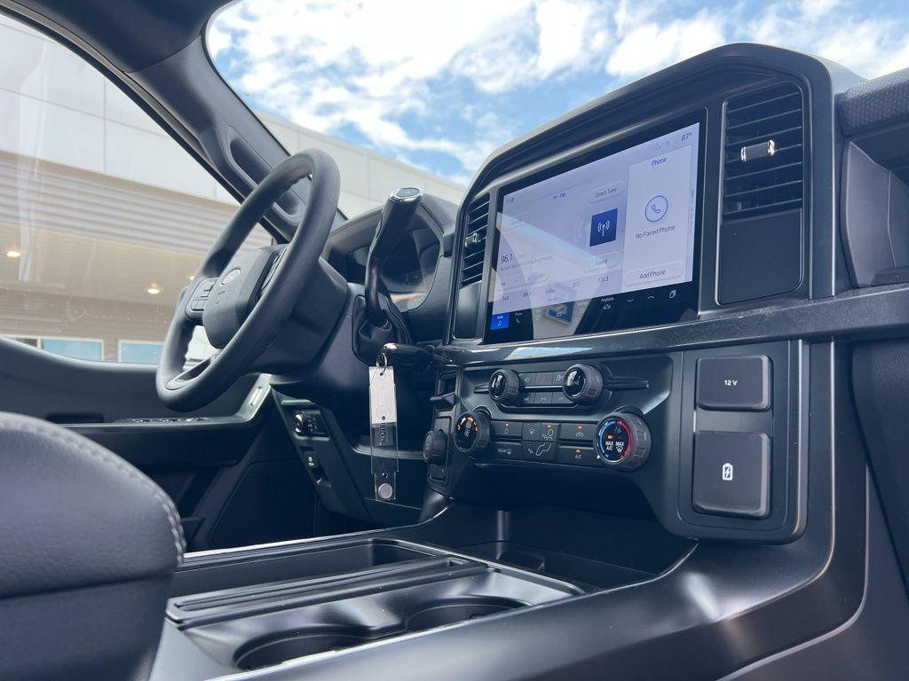 new 2025 Ford F-150 car, priced at $49,250