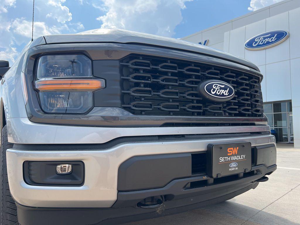 new 2025 Ford F-150 car, priced at $49,250