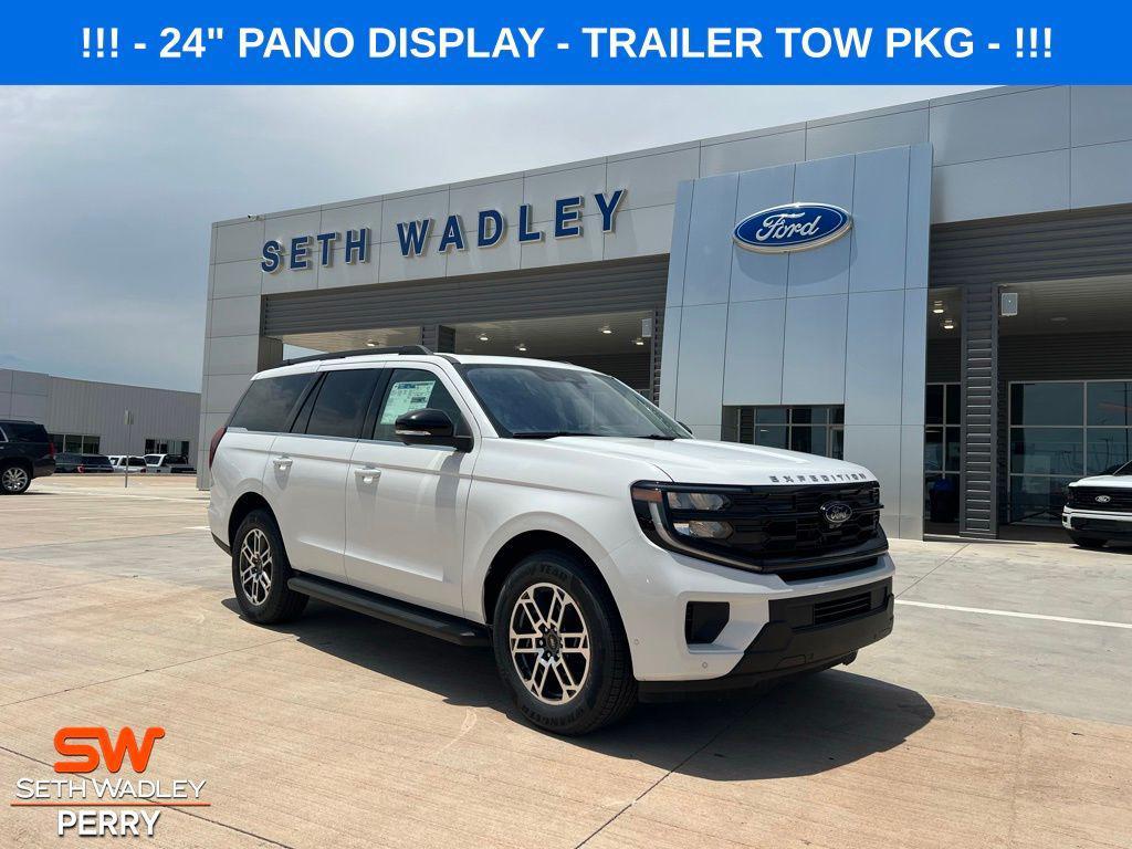 new 2025 Ford Expedition car, priced at $66,016