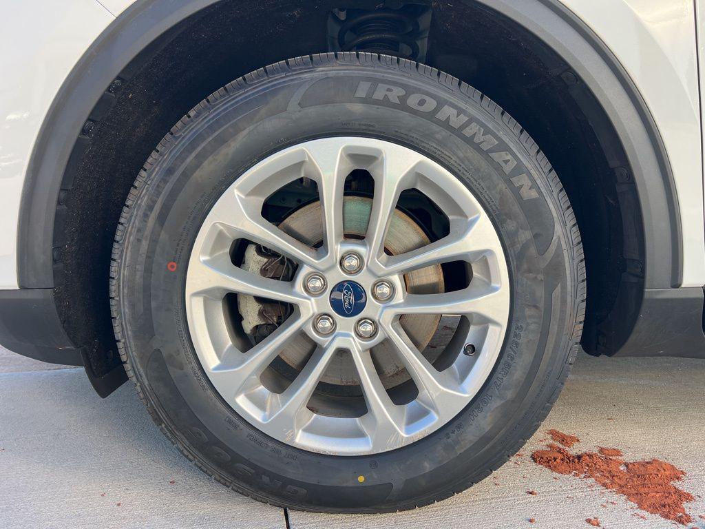 used 2021 Ford Escape car, priced at $20,913