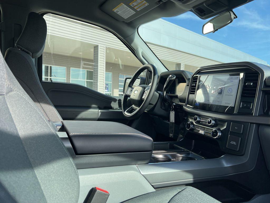 new 2025 Ford F-150 car, priced at $53,884