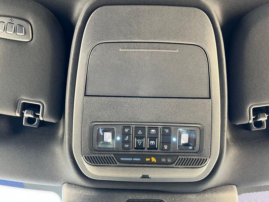 new 2025 Ford Expedition car, priced at $84,986