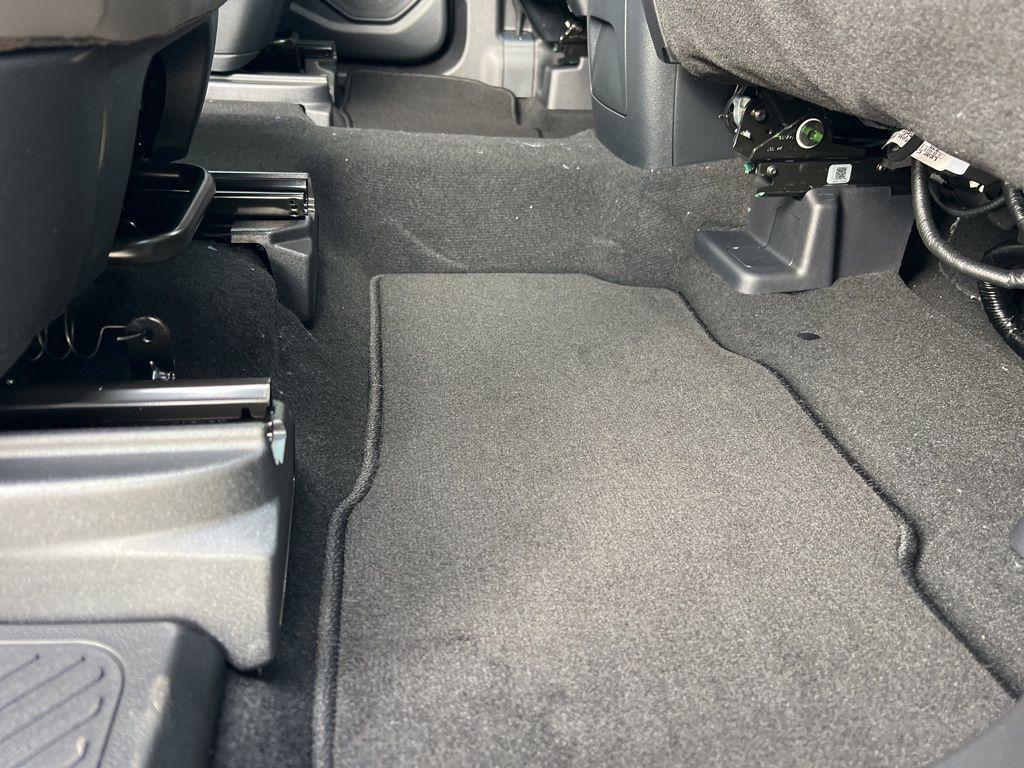 new 2025 Ford Explorer car, priced at $43,335