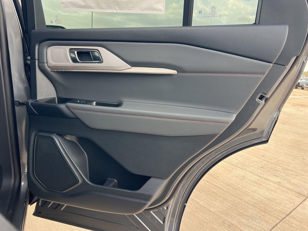 new 2025 Ford Explorer car, priced at $43,335