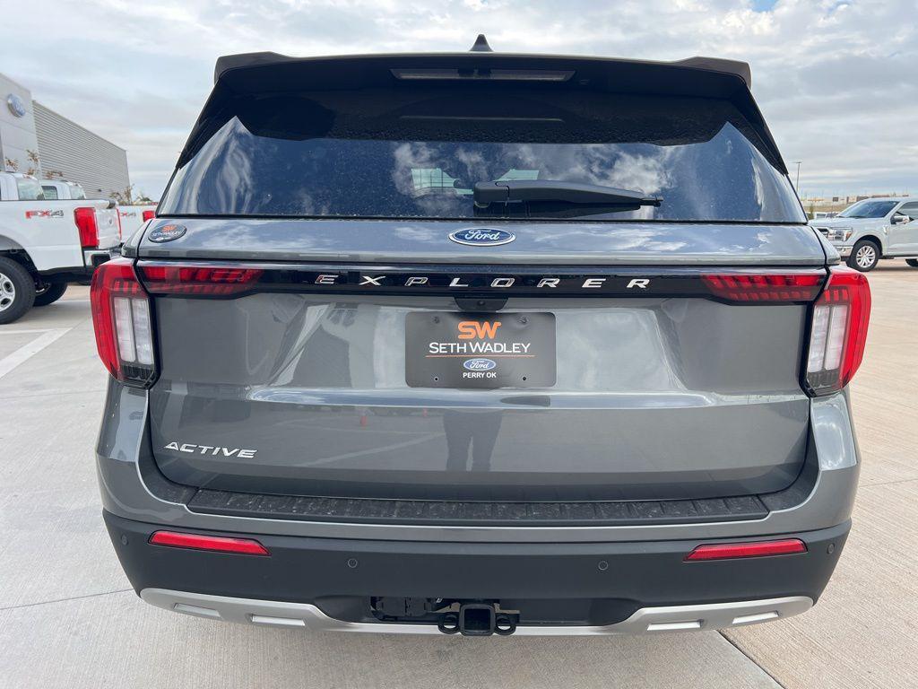 new 2025 Ford Explorer car, priced at $43,335