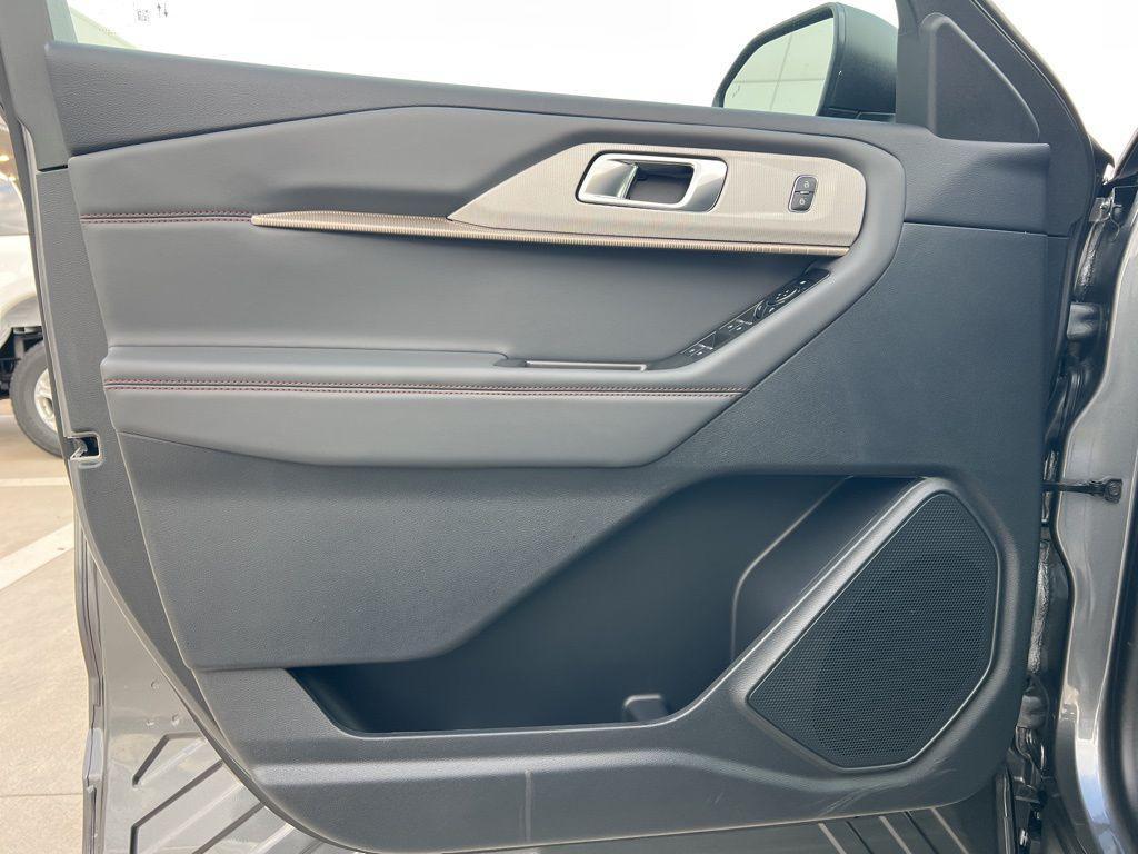 new 2025 Ford Explorer car, priced at $43,335