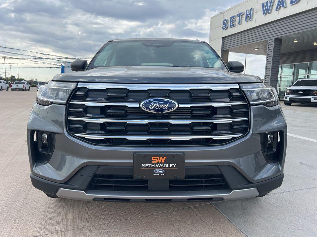 new 2025 Ford Explorer car, priced at $43,335