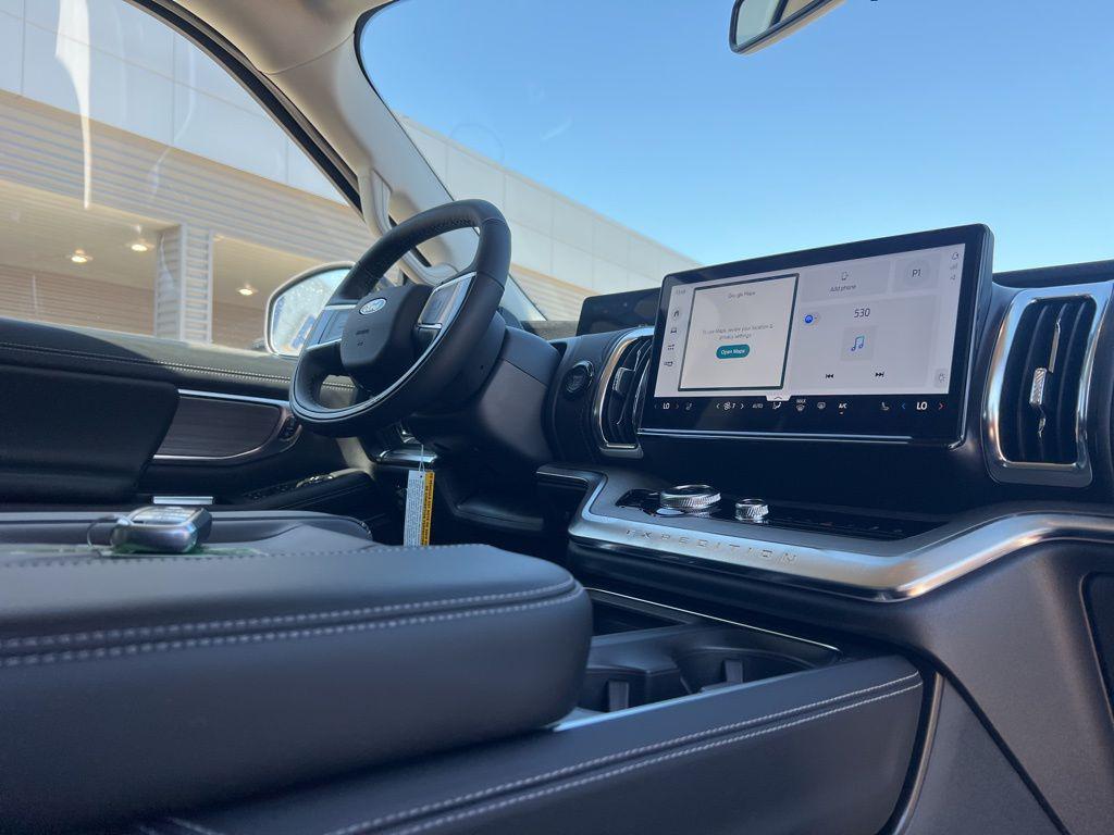 new 2025 Ford Expedition car, priced at $81,495