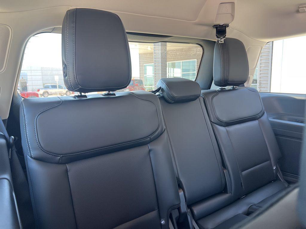 new 2025 Ford Expedition car, priced at $81,495