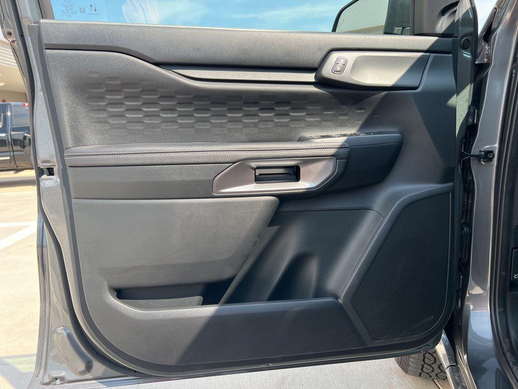 new 2025 Ford Ranger car, priced at $40,371