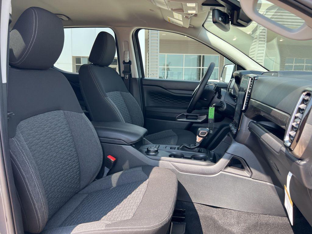 new 2025 Ford Ranger car, priced at $40,371