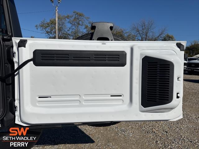 new 2024 Ford Bronco car, priced at $51,850