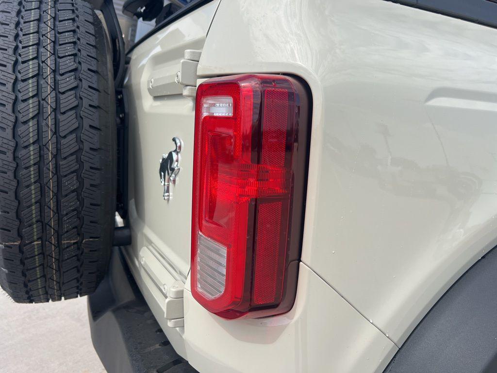 new 2025 Ford Bronco car, priced at $45,523