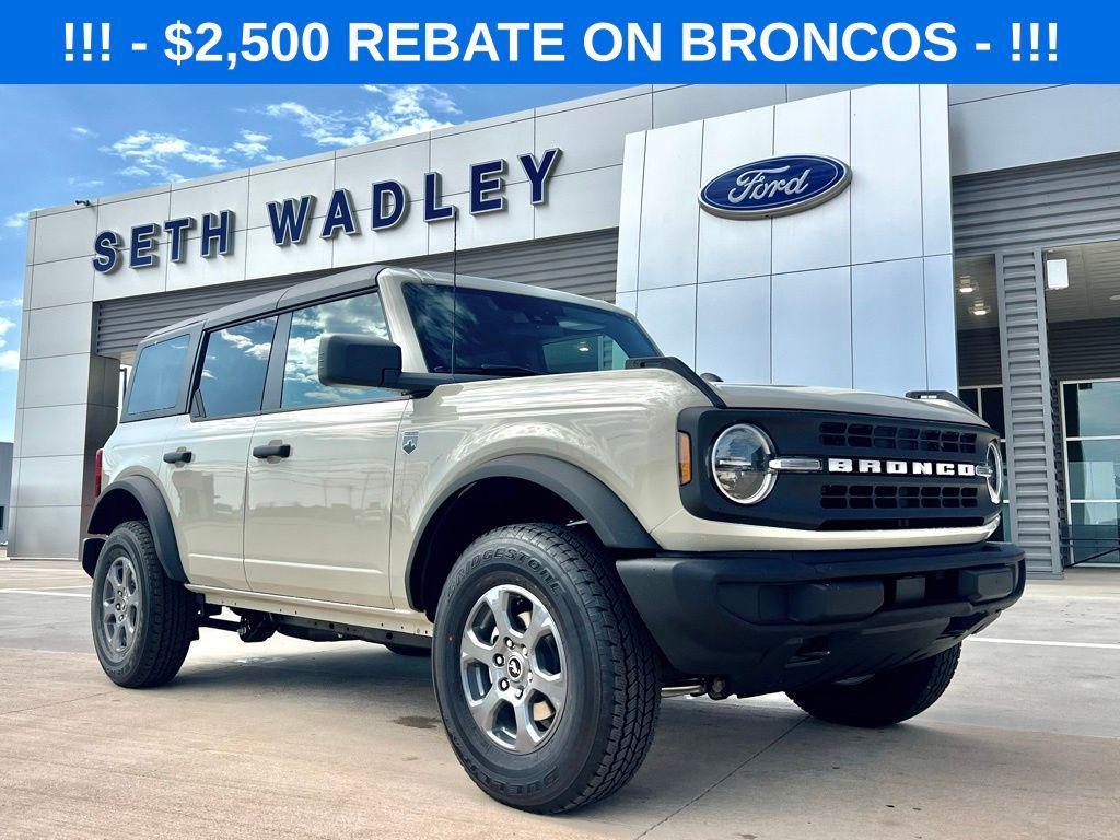 new 2025 Ford Bronco car, priced at $45,523