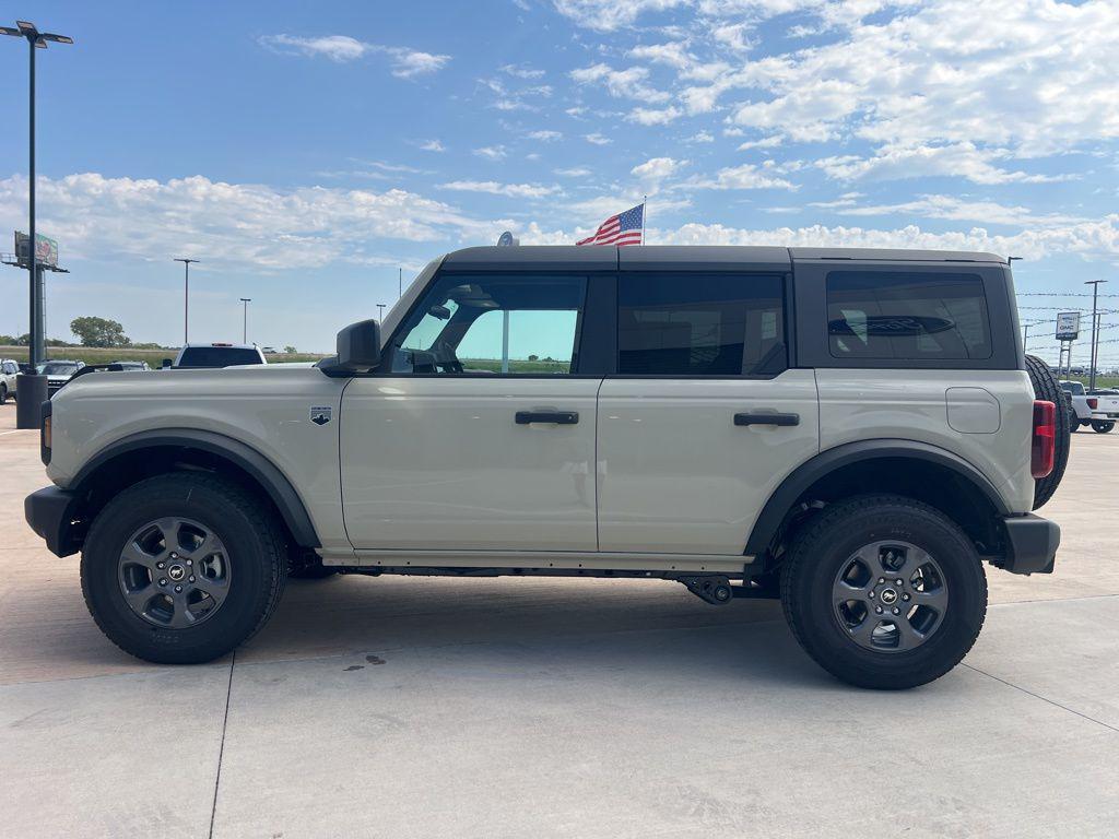 new 2025 Ford Bronco car, priced at $45,523