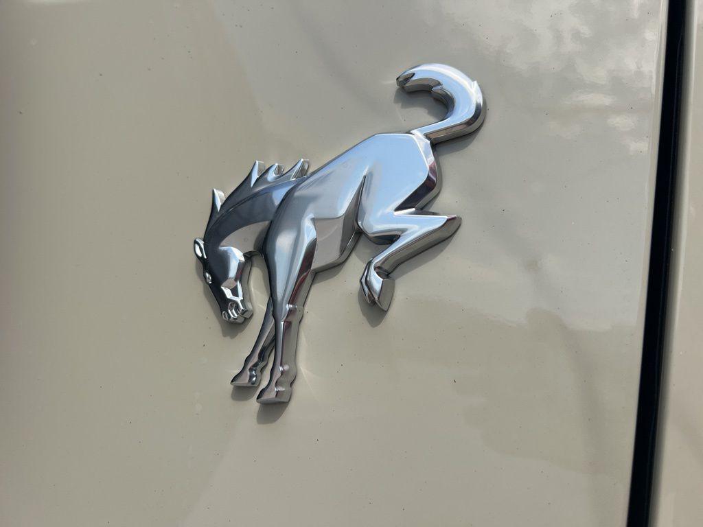 new 2025 Ford Bronco car, priced at $45,523