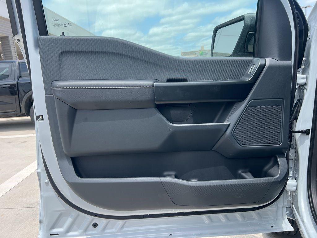 new 2025 Ford F-150 car, priced at $48,050