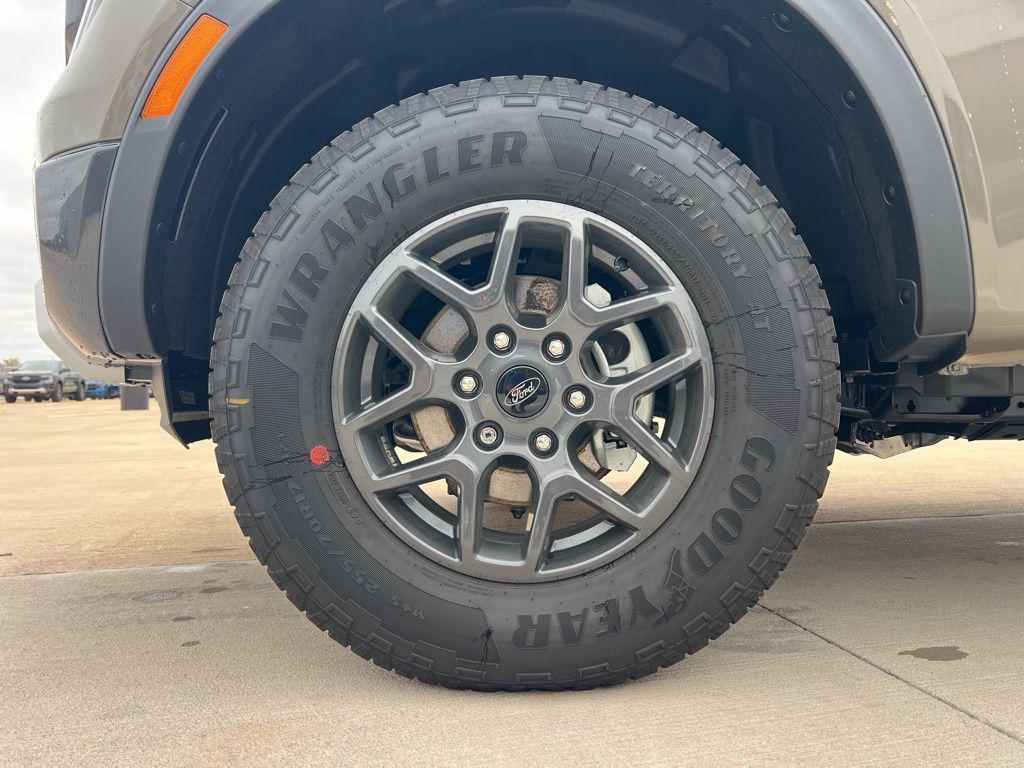 new 2025 Ford Ranger car, priced at $39,540