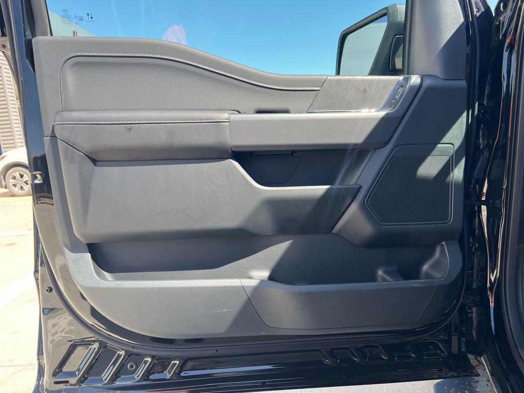 new 2025 Ford F-150 car, priced at $55,582