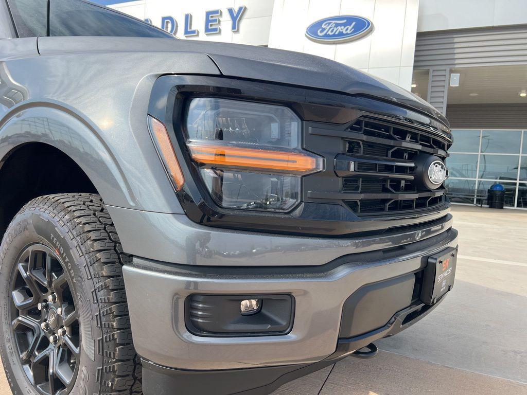 new 2025 Ford F-150 car, priced at $57,914