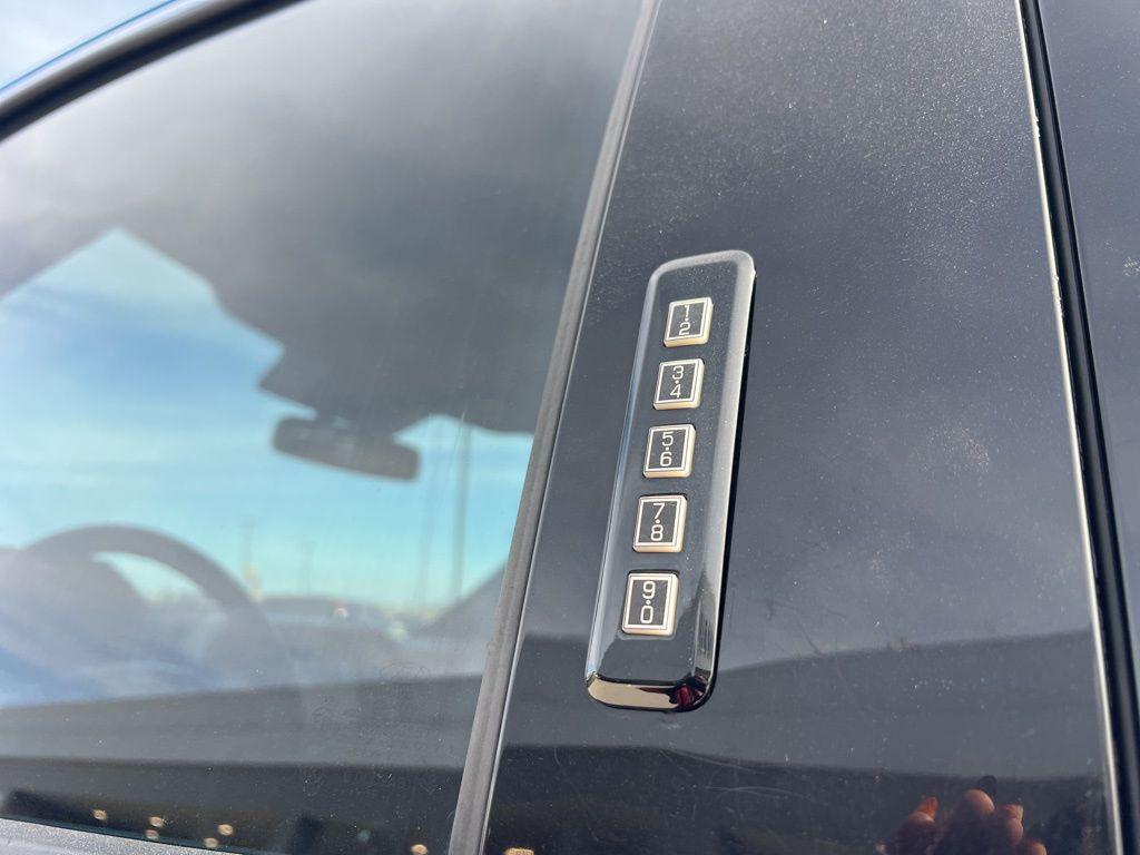 used 2019 Ford F-150 car, priced at $28,377