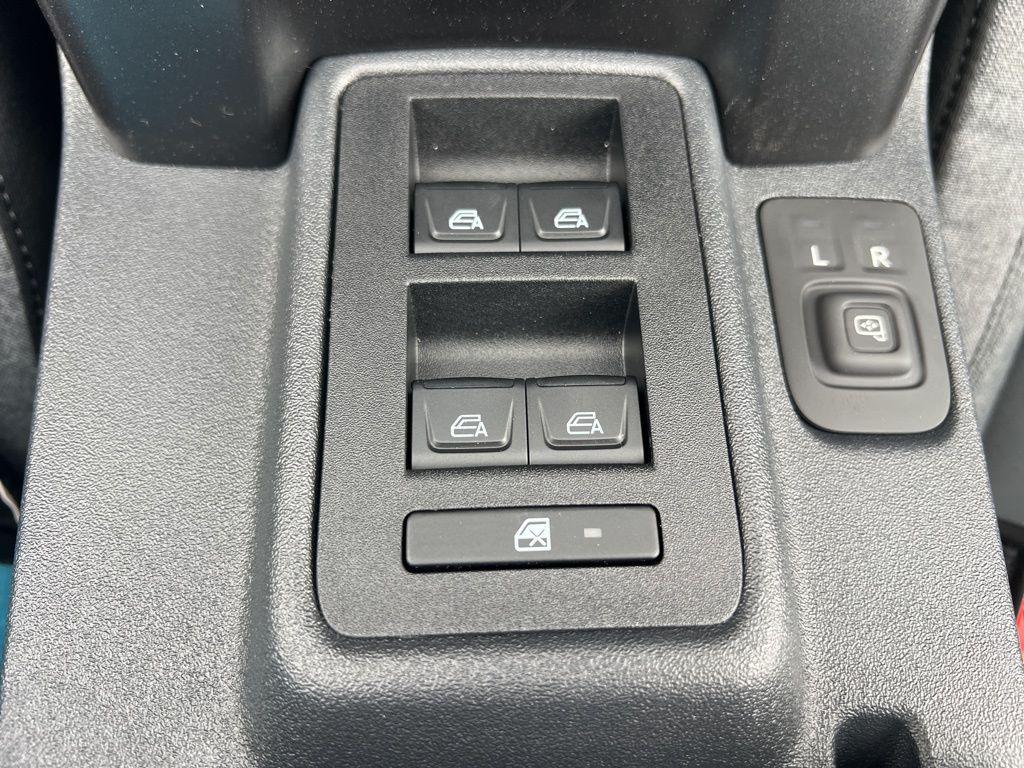 new 2025 Ford Bronco car, priced at $45,704