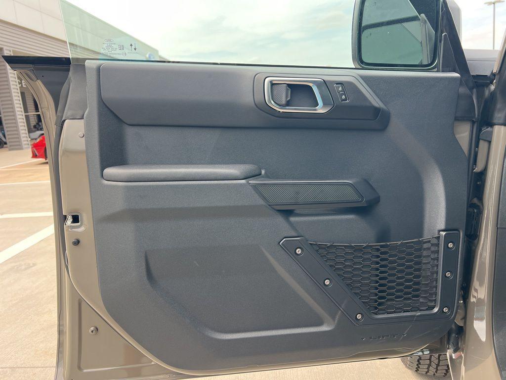 new 2025 Ford Bronco car, priced at $45,704