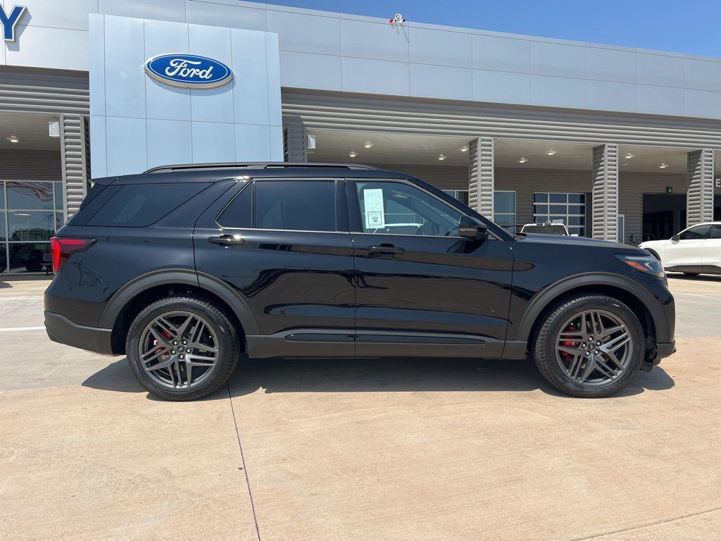 new 2025 Ford Explorer car, priced at $56,339