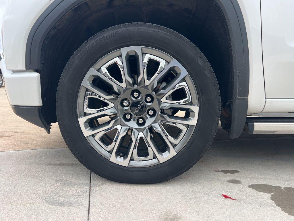 used 2024 GMC Sierra 1500 car, priced at $65,398