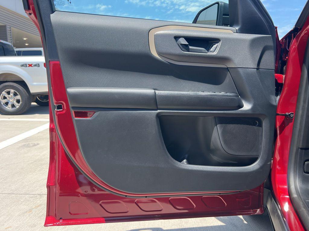 new 2025 Ford Bronco Sport car, priced at $31,105