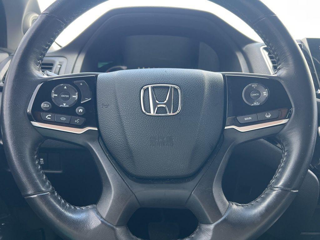 used 2022 Honda Pilot car, priced at $32,287
