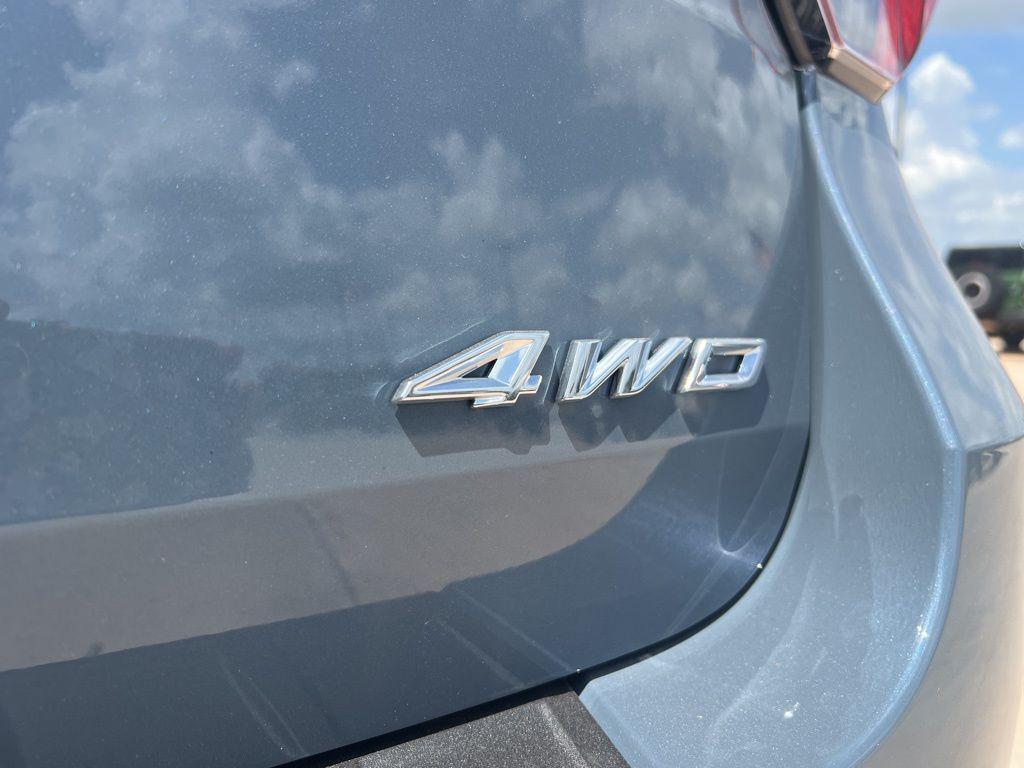 new 2025 Ford Explorer car, priced at $45,501