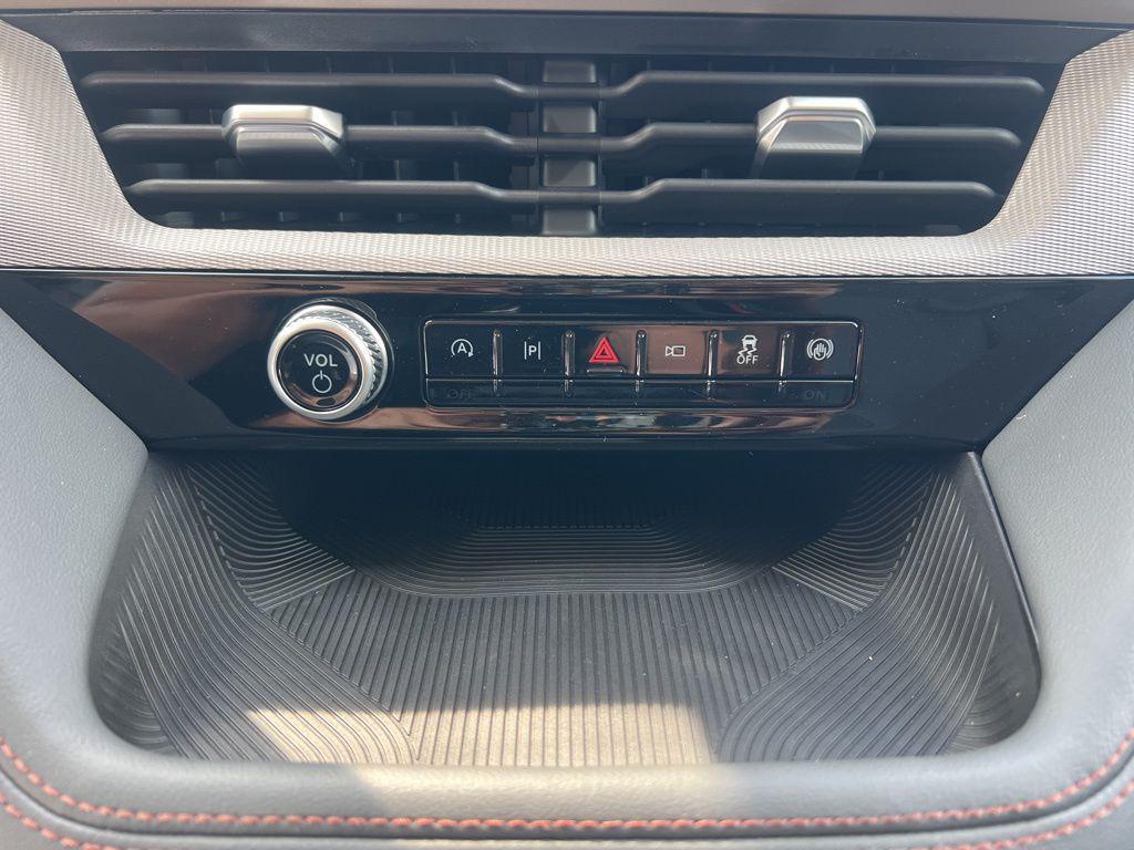 new 2025 Ford Explorer car, priced at $45,501