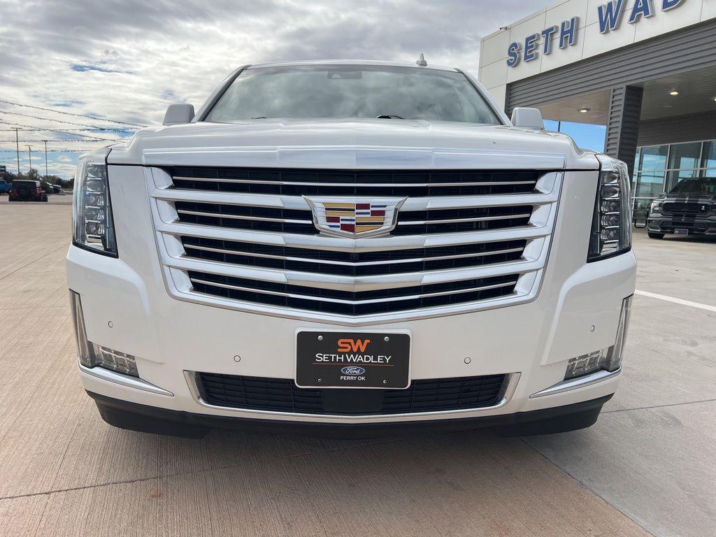used 2017 Cadillac Escalade ESV car, priced at $28,988