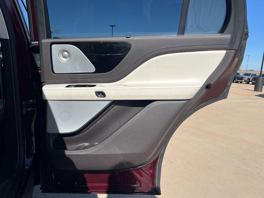 used 2020 Lincoln Aviator car, priced at $38,894