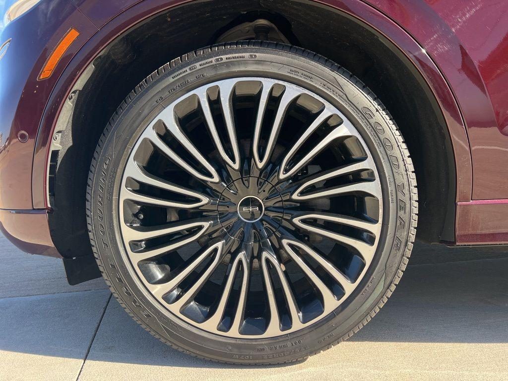 used 2020 Lincoln Aviator car, priced at $38,894