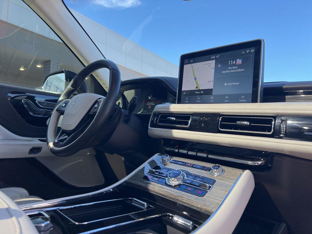 used 2020 Lincoln Aviator car, priced at $38,894