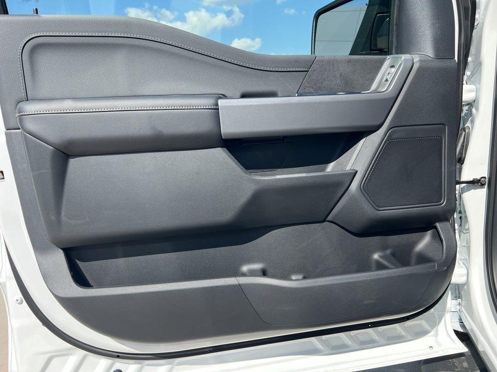 new 2025 Ford F-150 car, priced at $62,424