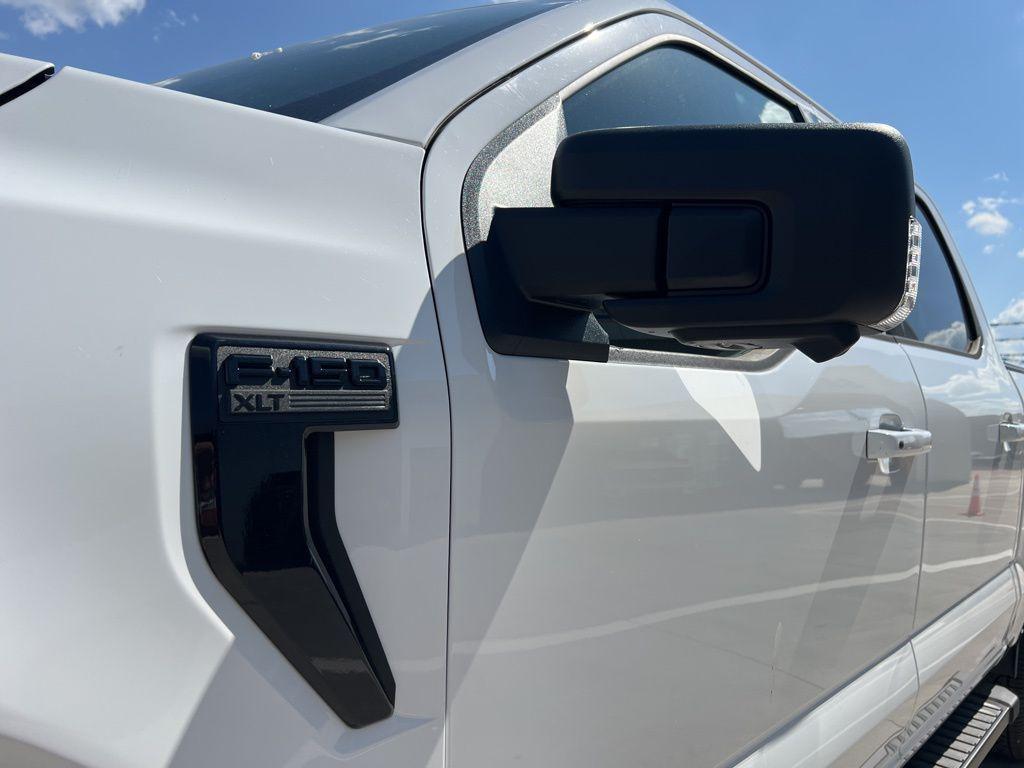 new 2025 Ford F-150 car, priced at $62,424