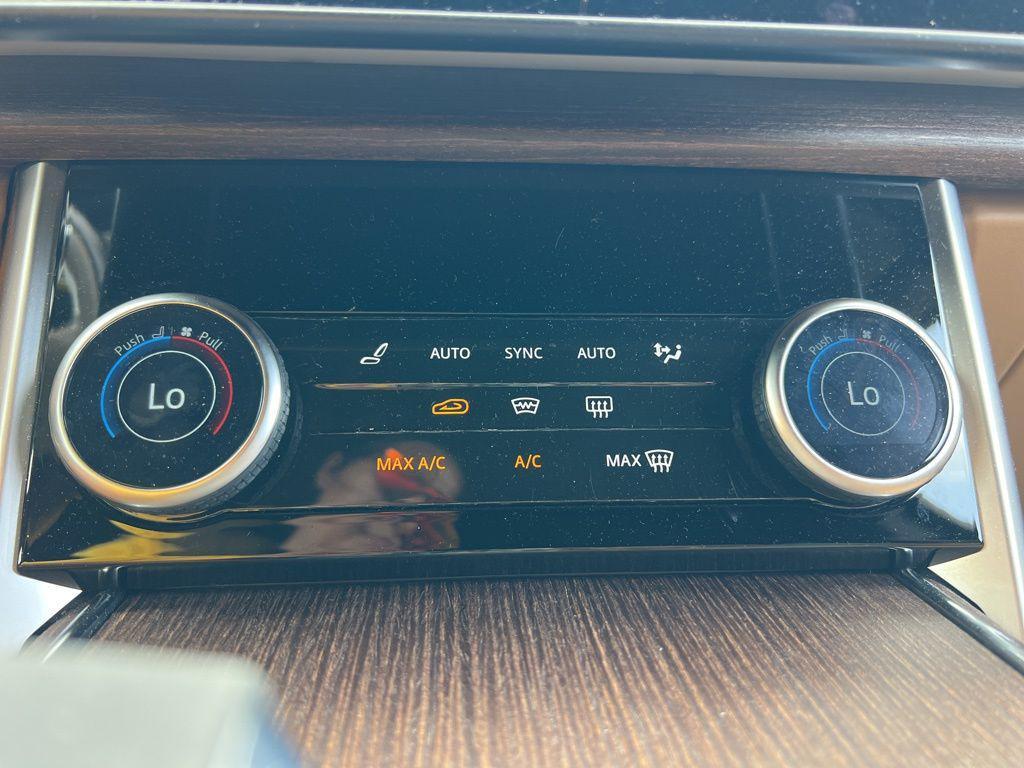 used 2023 Land Rover Range Rover car, priced at $99,867