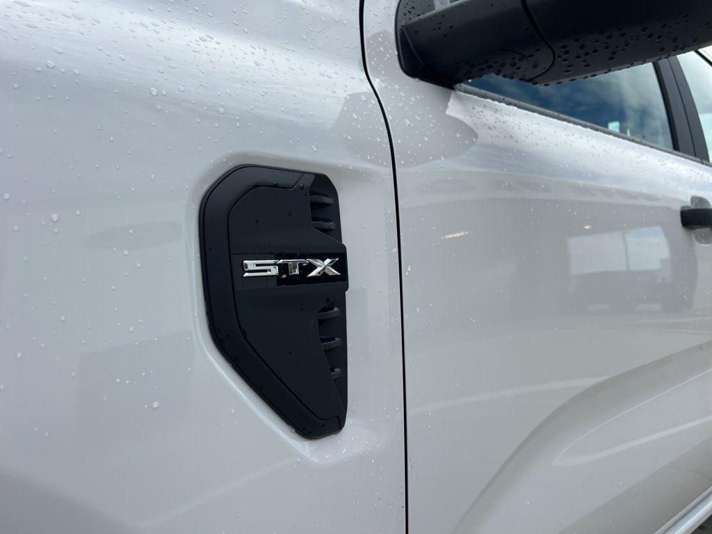 new 2025 Ford Ranger car, priced at $33,648