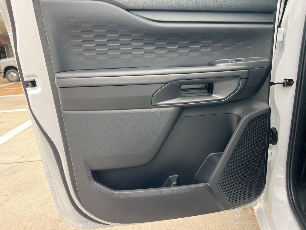 new 2025 Ford Ranger car, priced at $33,648