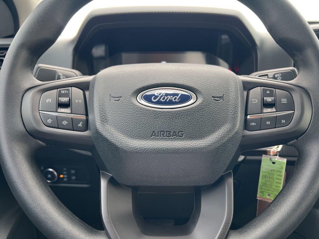 new 2025 Ford Ranger car, priced at $33,648