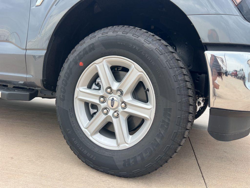 new 2025 Ford F-150 car, priced at $54,298