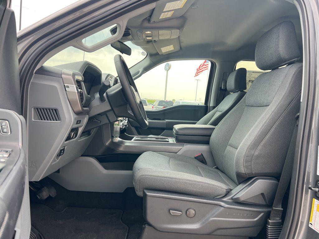 new 2025 Ford F-150 car, priced at $54,298