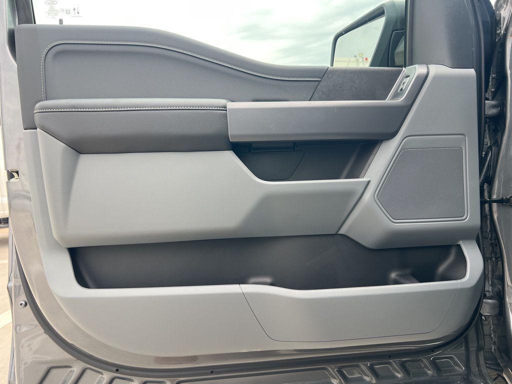 new 2025 Ford F-150 car, priced at $54,298